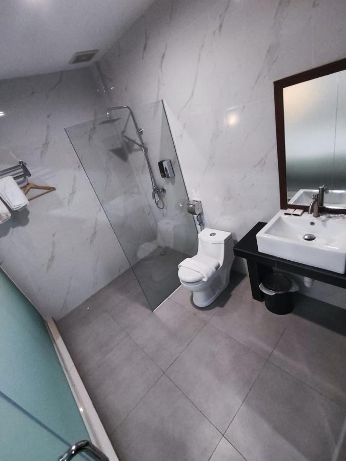 Hotel Morena Batam エクステリア 写真